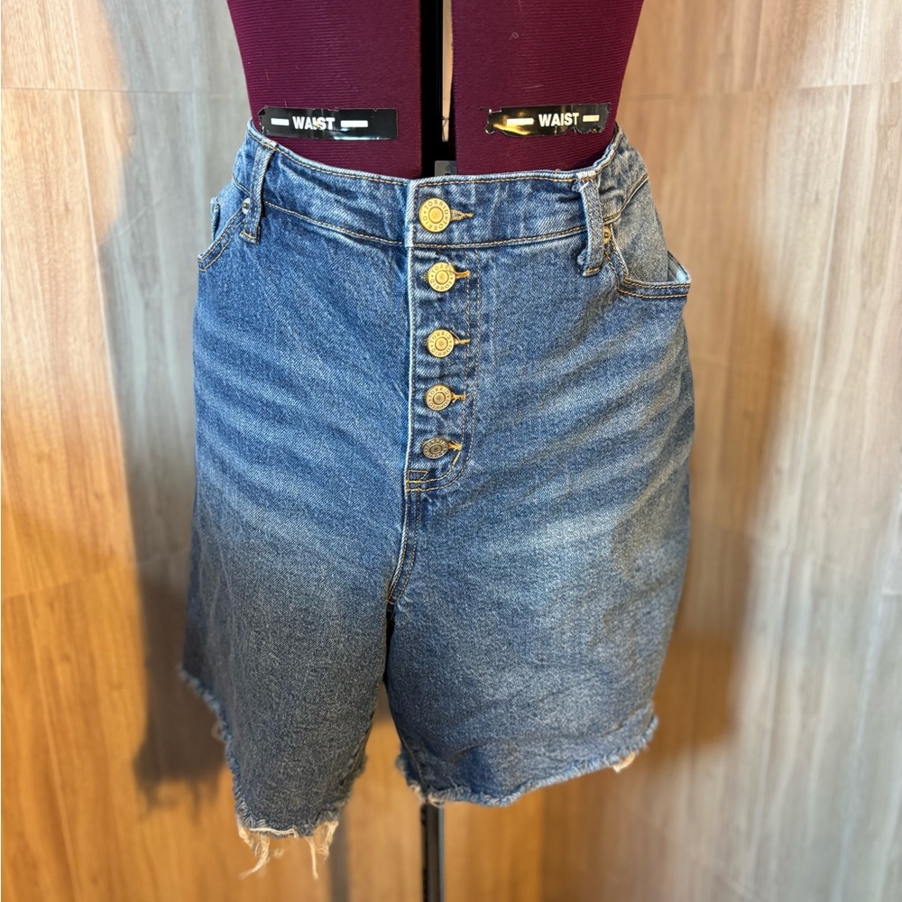 Torrid Button-Front High-Waist Denim Shorts - Blue Feel The Fit